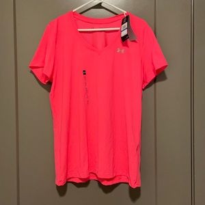 NWT Under Armour HeatGear XL Neon Pink V Neck Tee